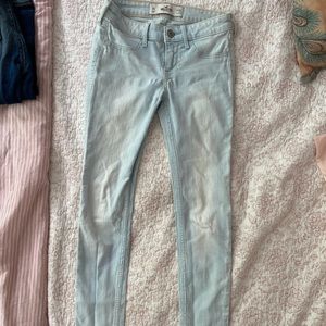 Hollister jeans size w24